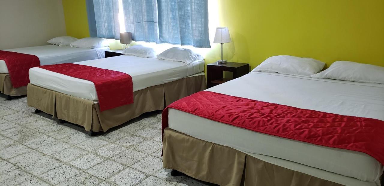 Hotel El Dorado La Ceiba Kültér fotó