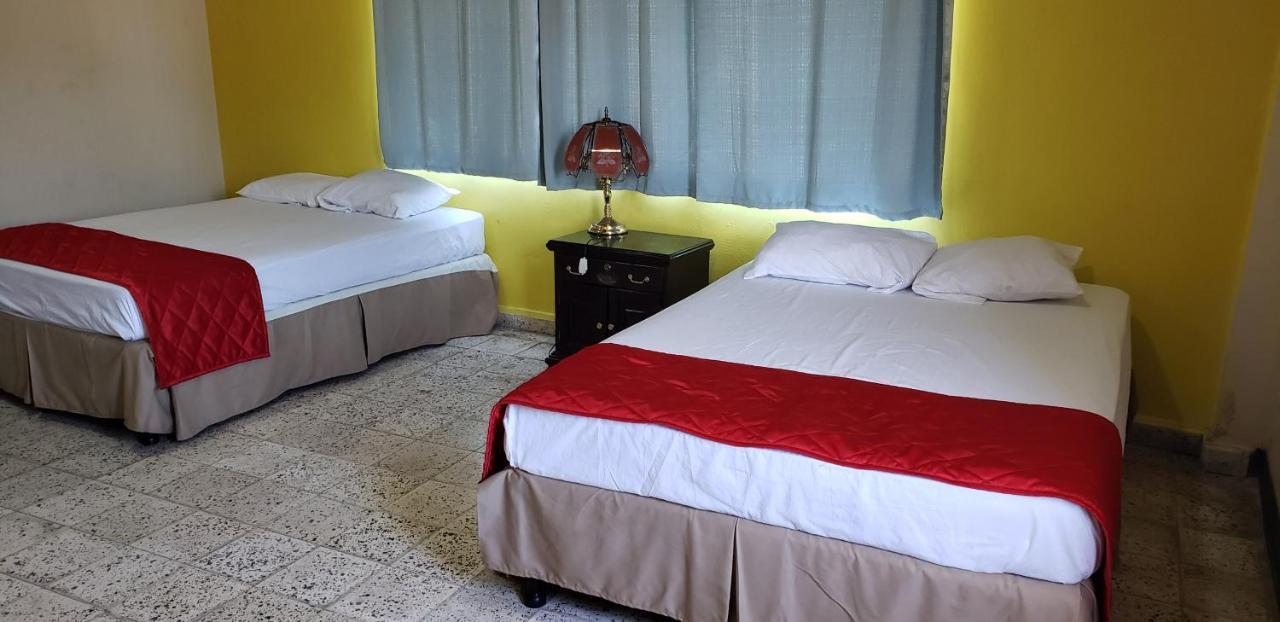 Hotel El Dorado La Ceiba Kültér fotó