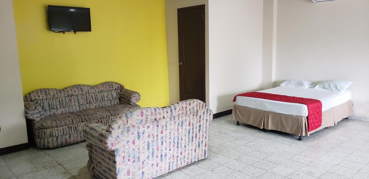 Hotel El Dorado La Ceiba Kültér fotó